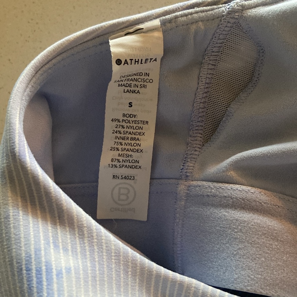 Athleta Tie Dye Crop Racer Back Tank Sports Bra Size Small - Picture 6 of 6